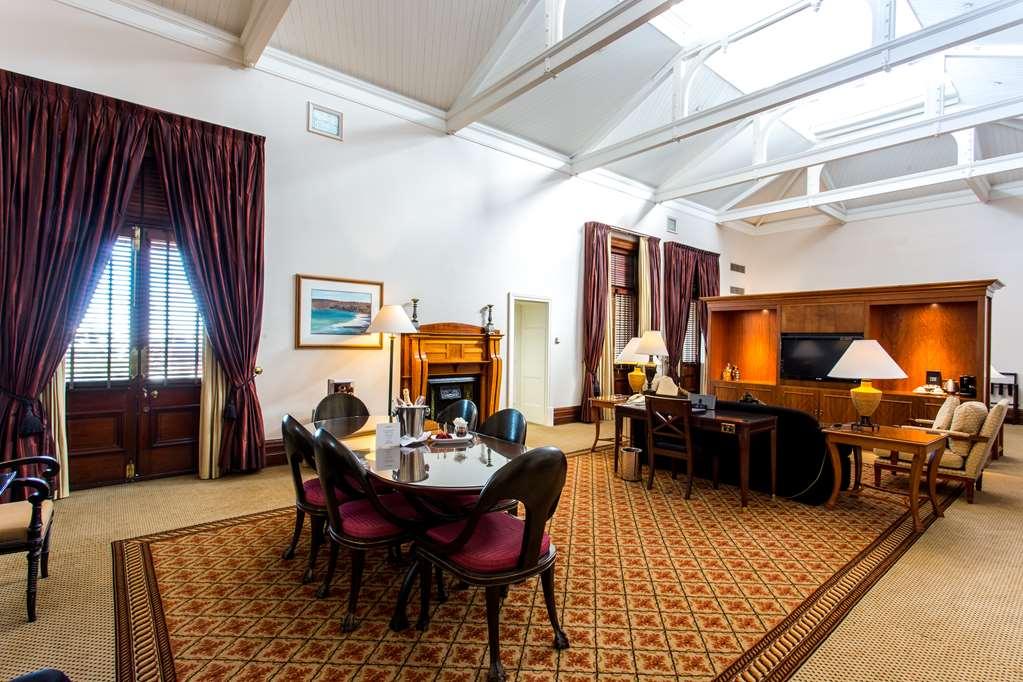 Treasury Hotel