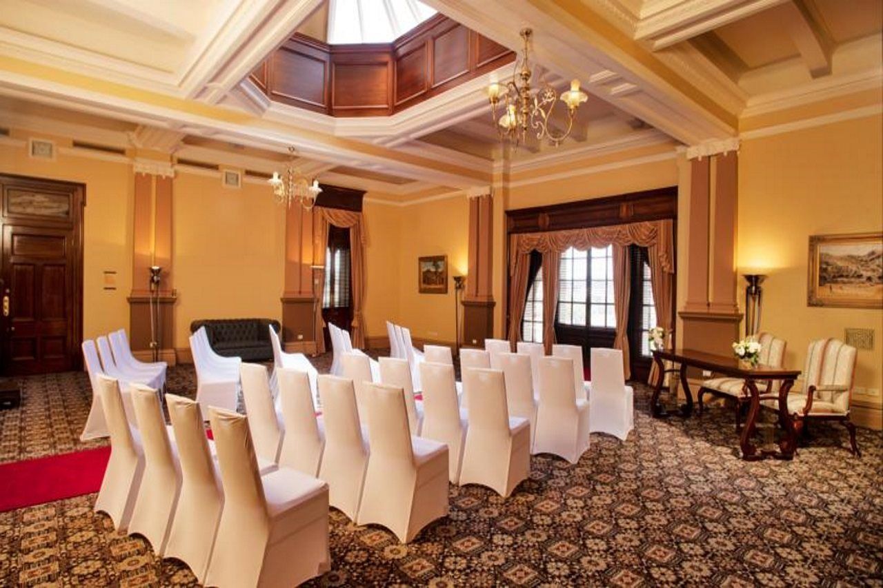 Hotel Treasury 5*