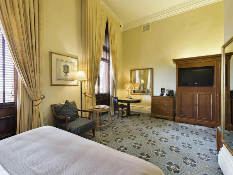 Treasury Hotel 5*